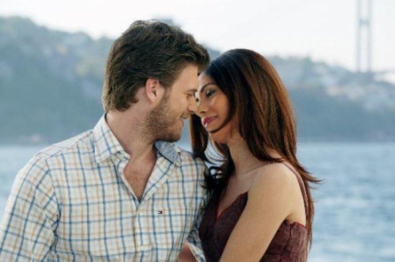 Songül Öden 4. kez burnunu yaptırdı