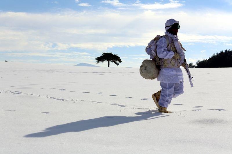 Bolu'da komandoların 5 günlük eğitimi görüntülendi
