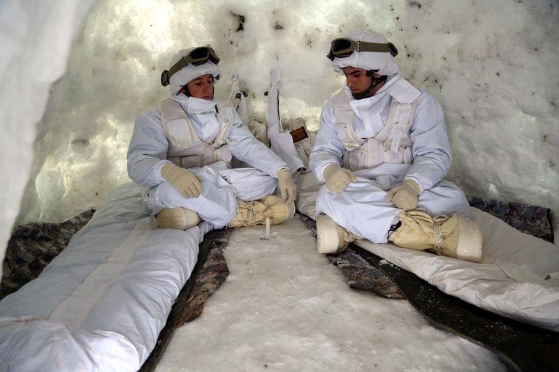 Bolu'da komandoların 5 günlük eğitimi görüntülendi