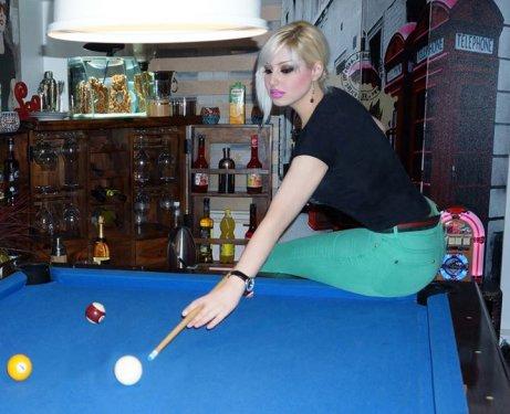 Adnan Hoca'nın kediciği Gülşah Güçyetmez