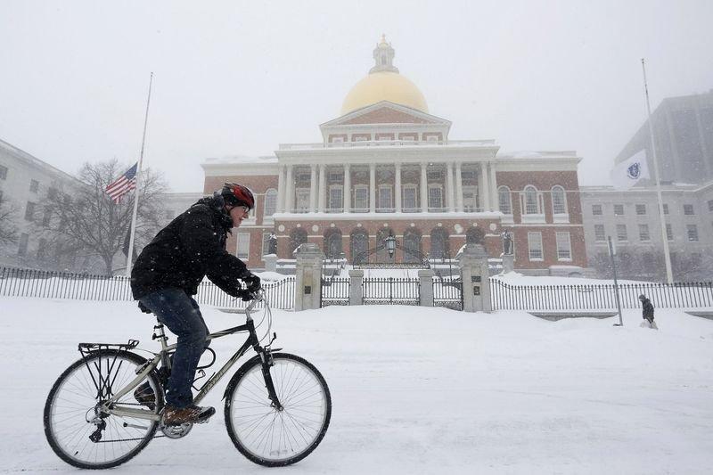 Amerika'da kar fırtınası Boston'u vurdu