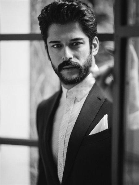 Burak Özçivit ve Fahriye Evcen'den aşk itirafı