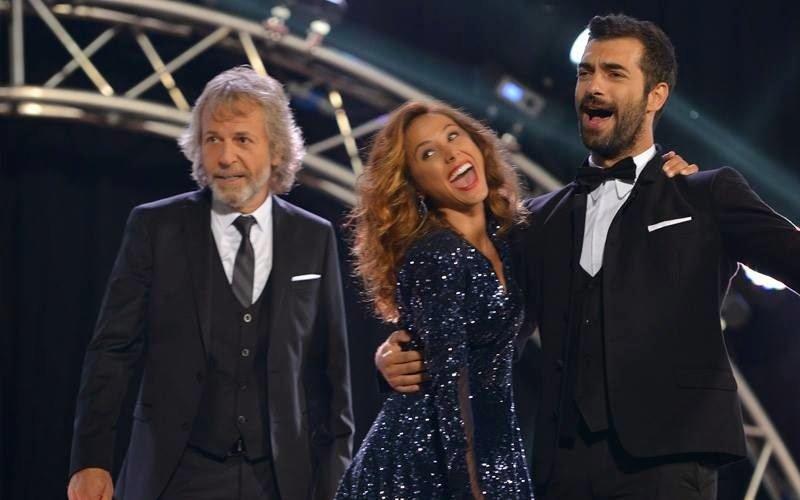 Burçin Terzioğlu sevgilisini ailesiyle tanıştırdı