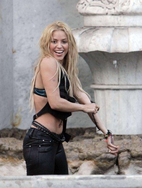 Ünlü şarkıcı Shakira'nın inanılmaz değişimi 