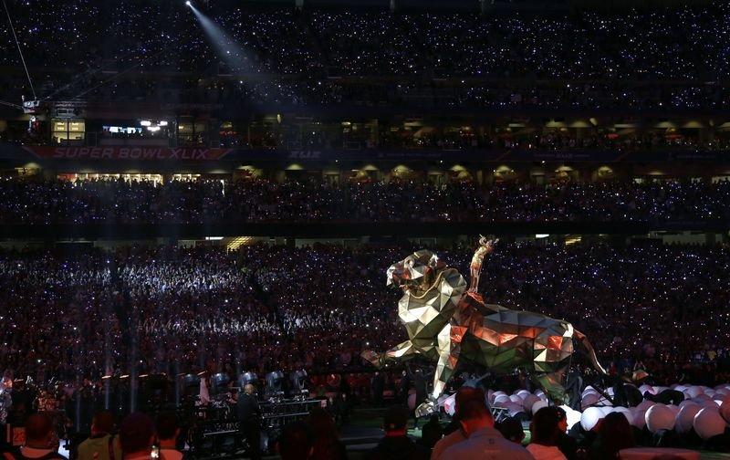 Katy Perry'nin Super Bowl performansı