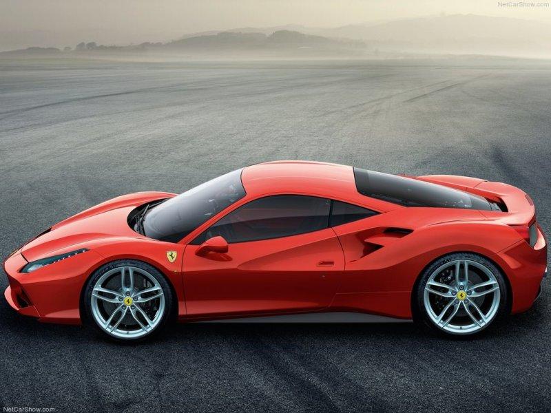 Ferrari'nin yeni modeli 488 GTB tanıtıldı
