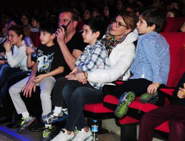 Gülben Ergen eski eşini yalnız bırakmadı