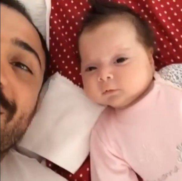 Demet Akalın'ın kızı Hira 1 yaşına girdi