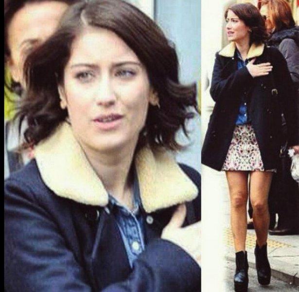 Hazal Kaya'nın 20 cm topuklu ayakkabısı