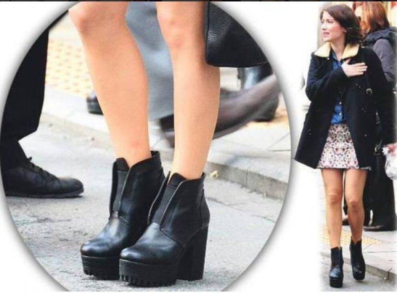 Hazal Kaya'nın 20 cm topuklu ayakkabısı