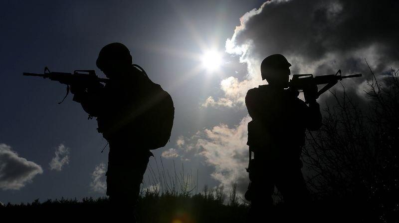 TSK'nın özel timinden nefes kesen görüntüler