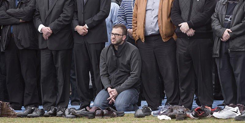 ABD'de öldürülen 3 Müslüman genç toprağa verildi