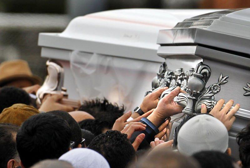 ABD'de öldürülen 3 Müslüman genç toprağa verildi