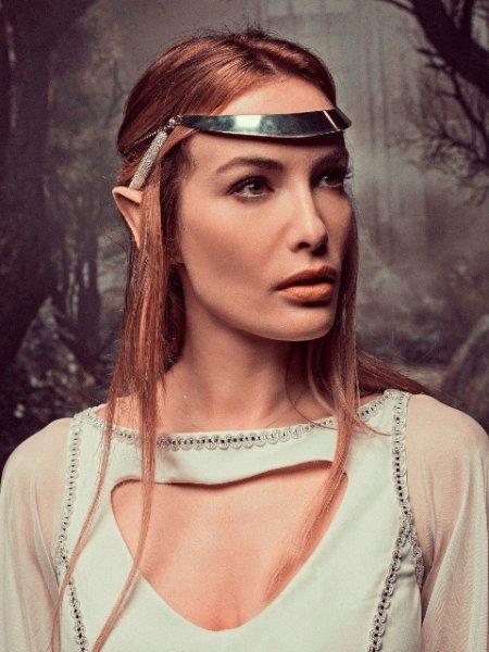 Gamze Özçelik ve Nefise Karatay Elf oldu