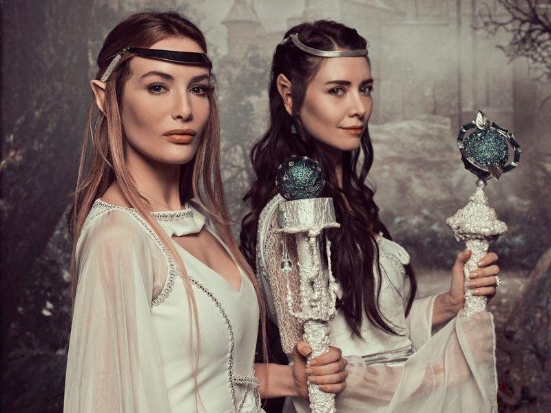 Gamze Özçelik ve Nefise Karatay Elf oldu