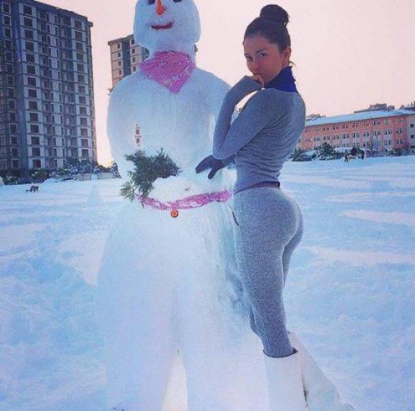 Ünlülerin objektifinden 20 Şubat Instagram paylaşımları 