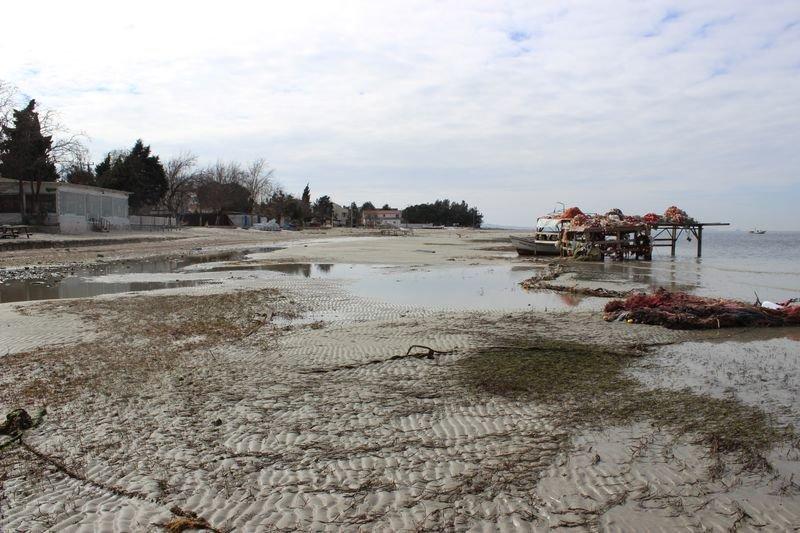 Çanakkale Boğazı'nda deniz suyu çekildi