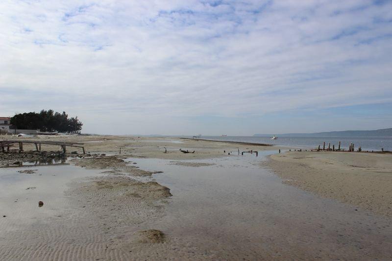 Çanakkale Boğazı'nda deniz suyu çekildi