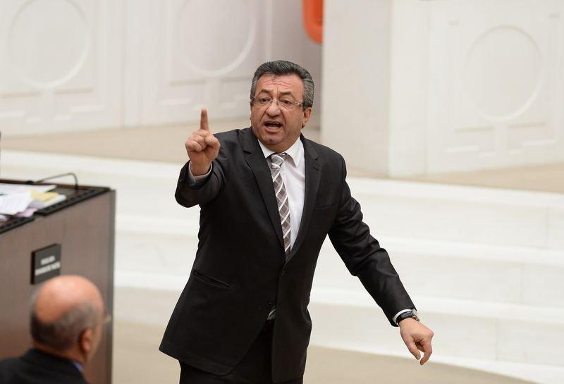 TBMM'de milletvekillerinden oturma eylemi