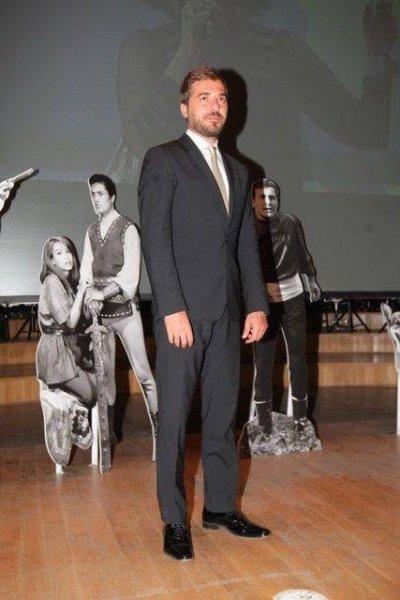 Ünlü oyuncuların bilinmeyen ücretleri 