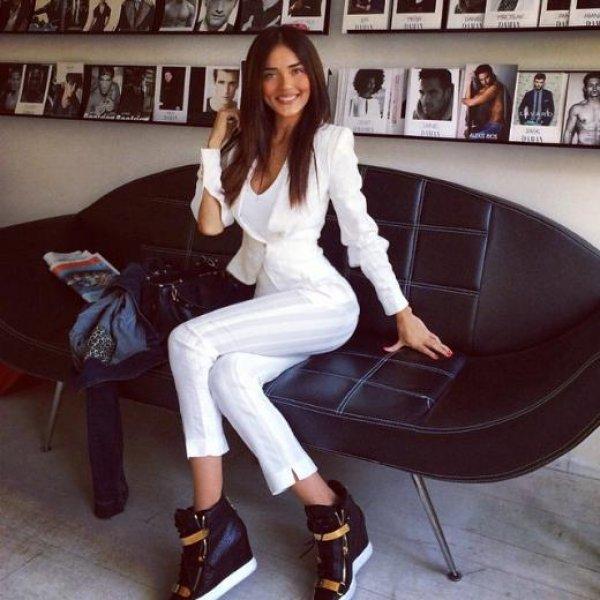 Cansu Taşkın'ın paylaştığı fotoğraflar takipçilerini şaşırttı