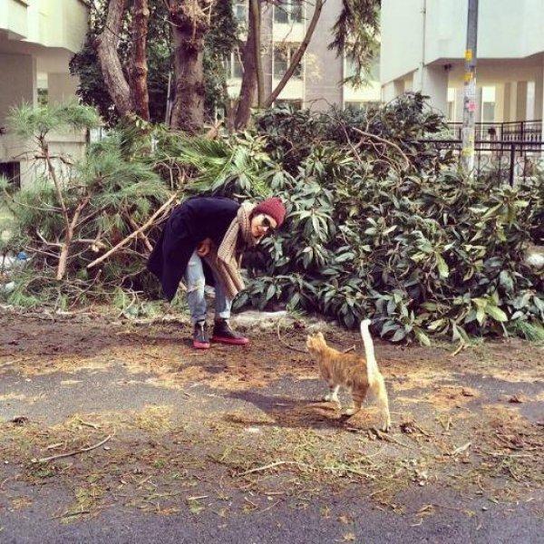 Ünlülerin objektifinden 24 Şubat Instagram halleri 