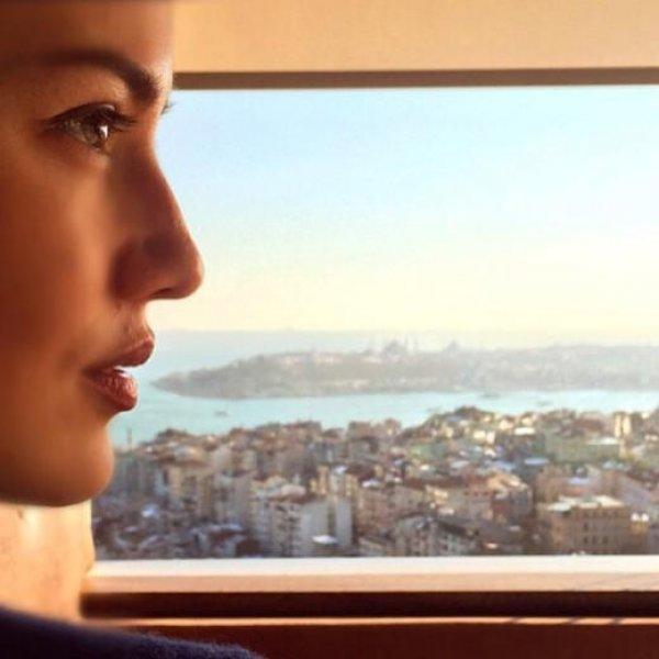 Ünlülerin objektifinden 24 Şubat Instagram halleri 