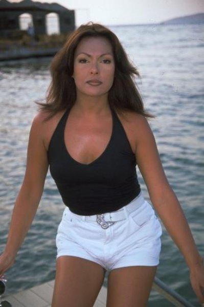 Aydan Şener'in kızı Ecem Akbin 26 oldu