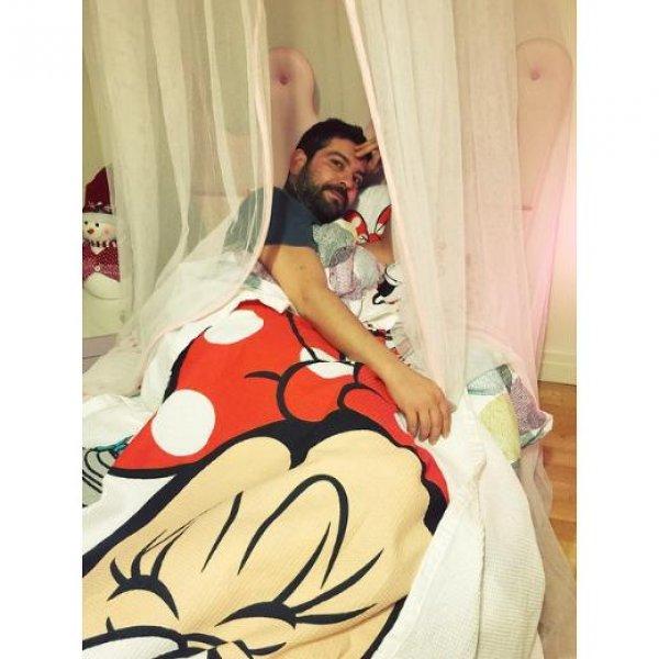 Ünlülerin objektifinden 28 Şubat Instagram paylaşımları 