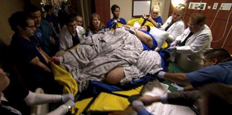 Mayra Rosales geçirdiği 11 ameliyat sonrası 362 kilo verdi 