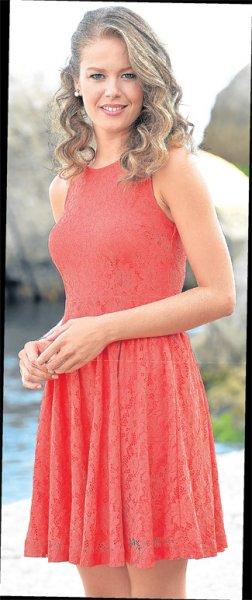 Güzel oyuncu Burcu Biricik bilinmeyenlerini anlattı