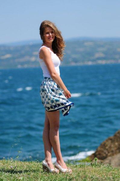 Güzel oyuncu Burcu Biricik bilinmeyenlerini anlattı