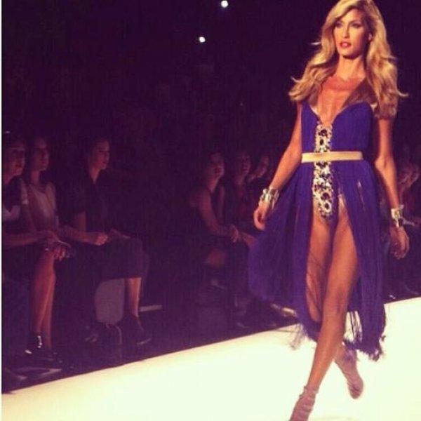 Çağla Şıkel Instagram hesabını açtı