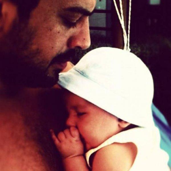 Çağla Şıkel Instagram hesabını açtı