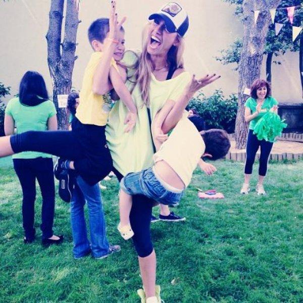 Çağla Şıkel Instagram hesabını açtı