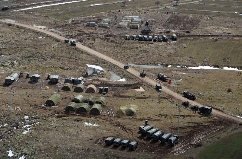 Komandolar arazi tatbikatında hünerlerini sergiledi