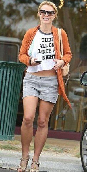 Mükemmel ve zayıf ünlüler moralinizi bozmasın