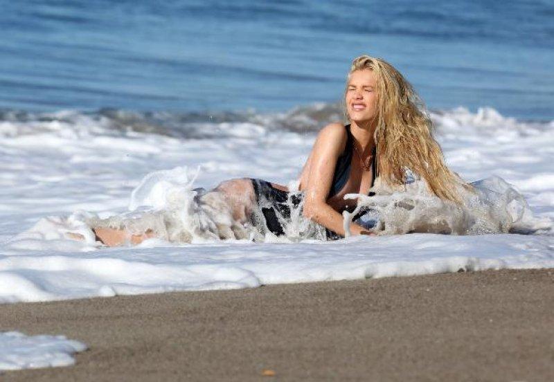 Brezilyalı manken Kat Torres'ten cesur pozlar 