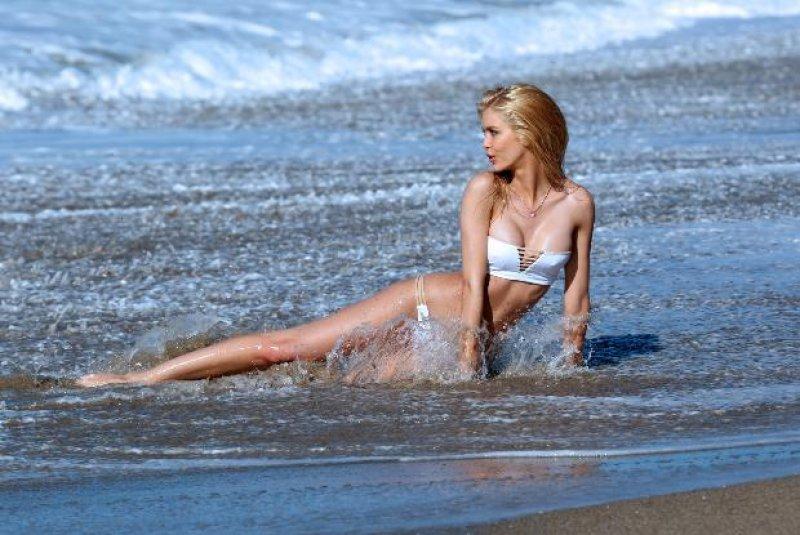 Brezilyalı manken Kat Torres'ten cesur pozlar 