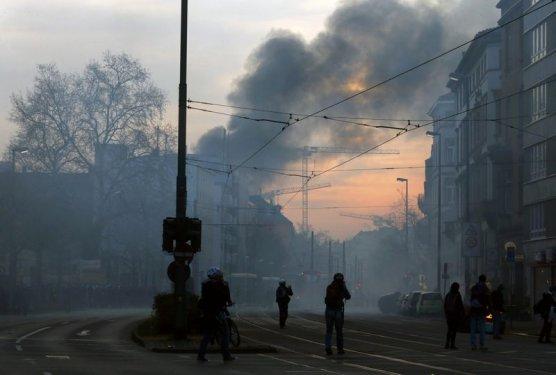 Almanya'da Avrupa Merkez Bankası'na protesto