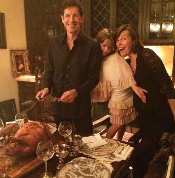 Ünlülerin ev hallerini yansıtan sosyal medya paylaşımları