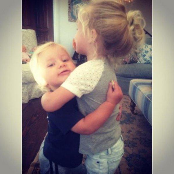 Ünlülerin ev hallerini yansıtan sosyal medya paylaşımları