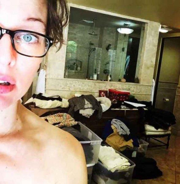 Ünlülerin ev hallerini yansıtan sosyal medya paylaşımları