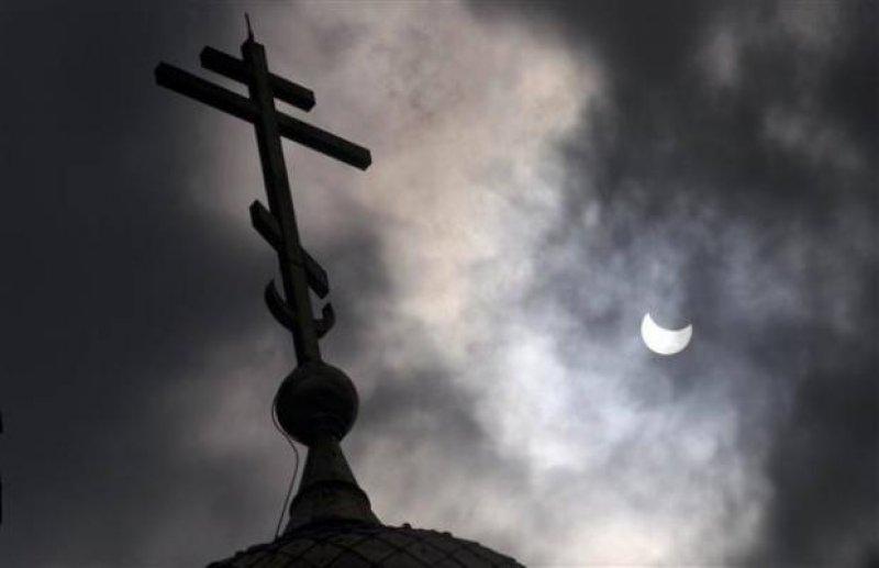 Dünyadan Güneş tutulması manzaraları