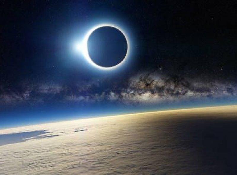 Dünyadan Güneş tutulması manzaraları
