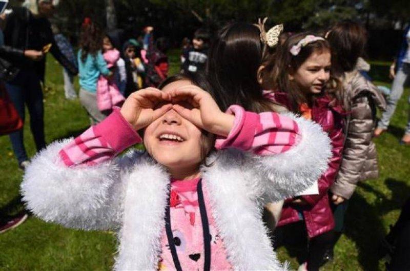 Dünyadan Güneş tutulması manzaraları