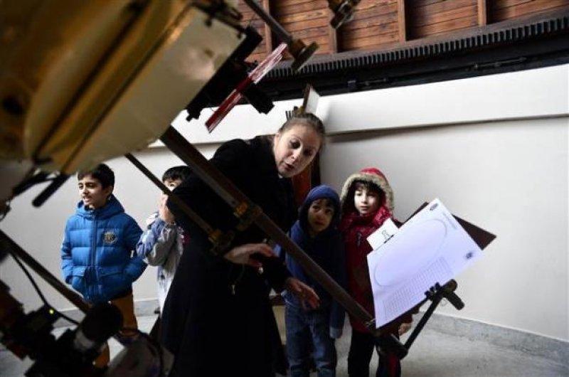 Dünyadan Güneş tutulması manzaraları