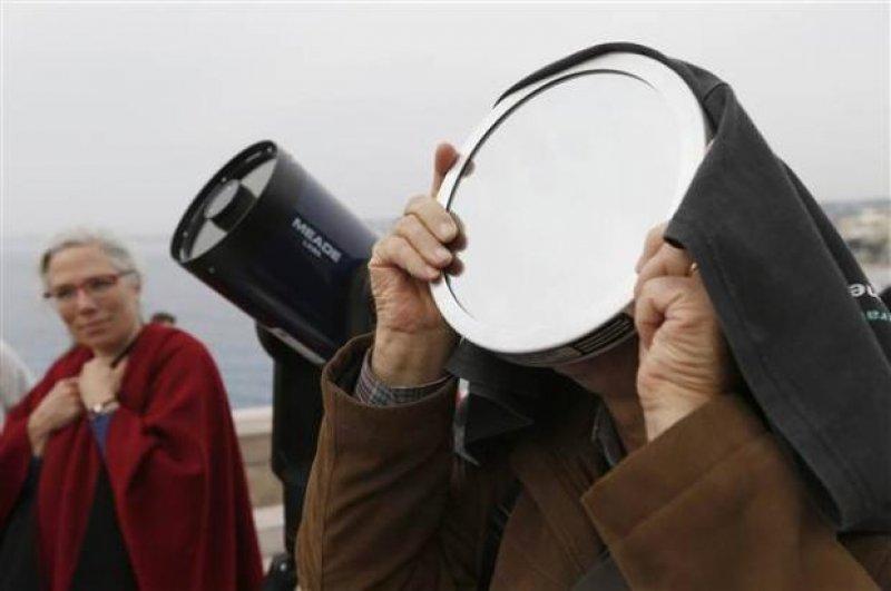 Dünyadan Güneş tutulması manzaraları