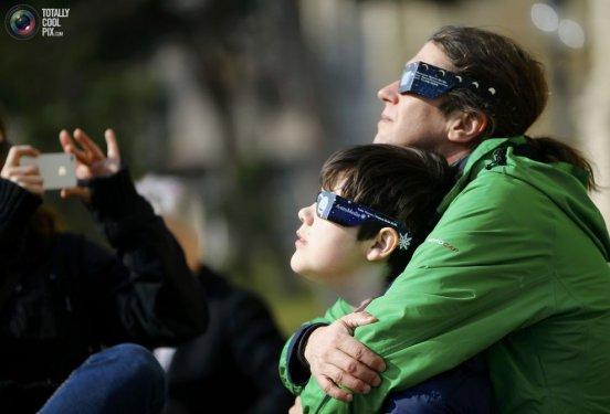 Dünyadan Güneş tutulması manzaraları