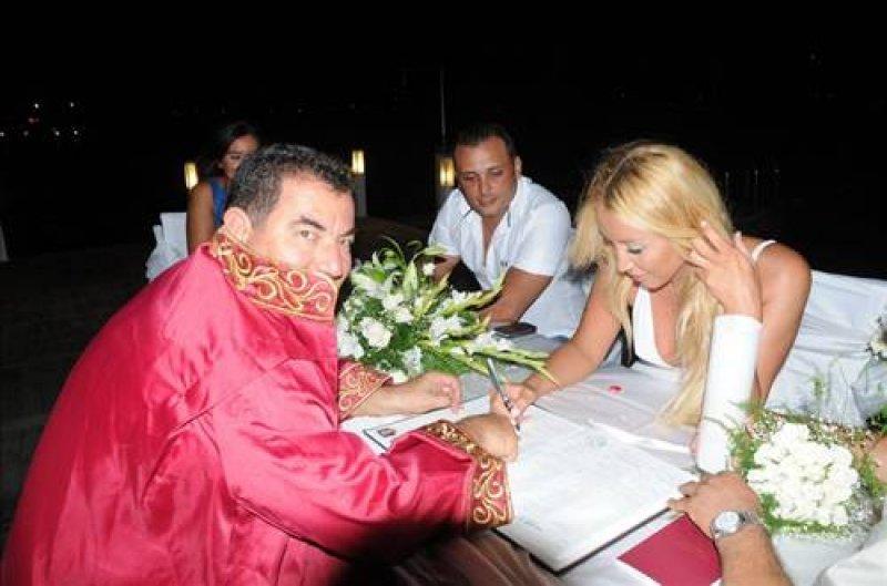 Yeşim Erçetin ile Emre Matraş boşanıyor